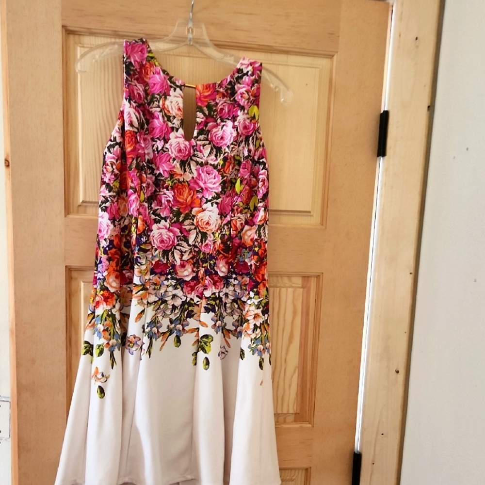 Gabby Skye Multicolor Floral Fit And Flare